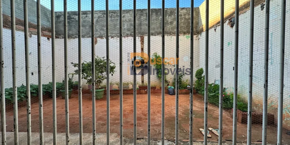 Sobrado QR 405 Samambaia quintal